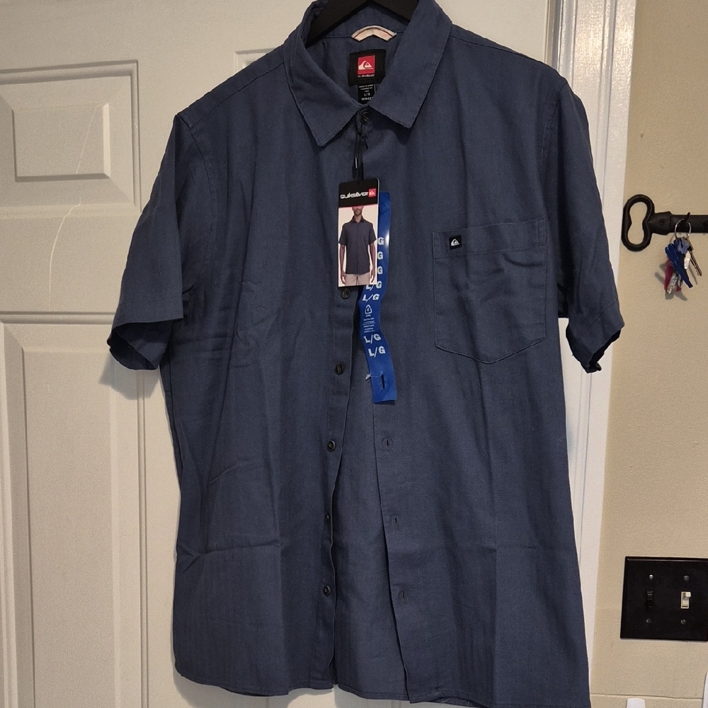 Quiksilver Men's Blue Short Sleeve Shirt